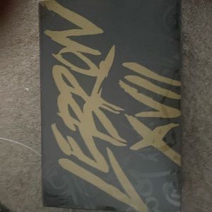 LEBRON XVII (GS) Black/White- university red noir/university rouge/Blanic